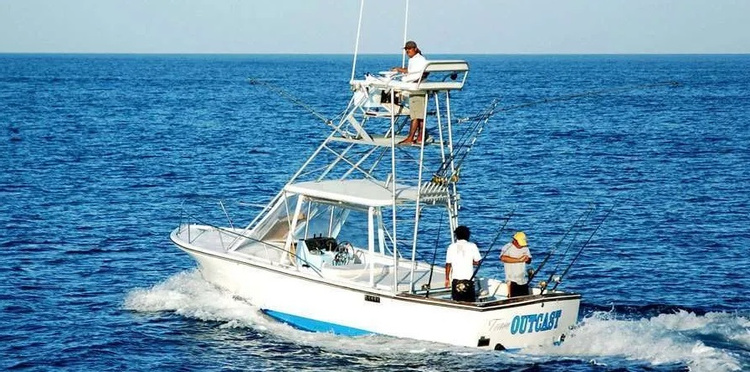 Sportfishing Tour - 27' Dusky "OutCast" - Half Day photo